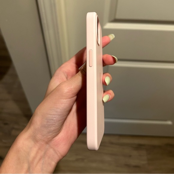 IPhone 13 Apple Case - Picture 4 of 8